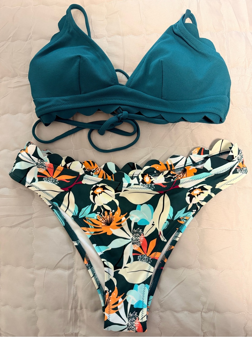 CUPSHE 2 piece , size M